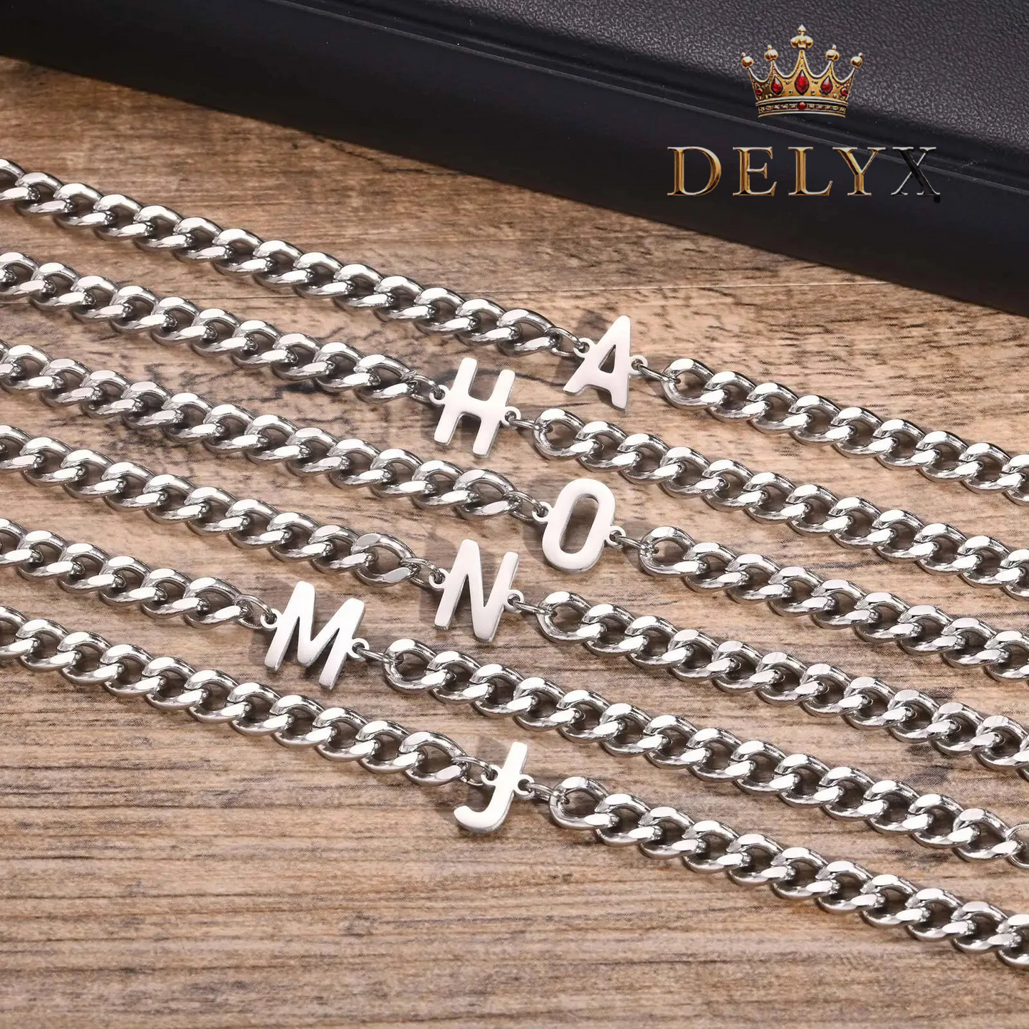 💎 Vnox Pulsera de Acero con Inicial – Elegancia con un Detalle Personal